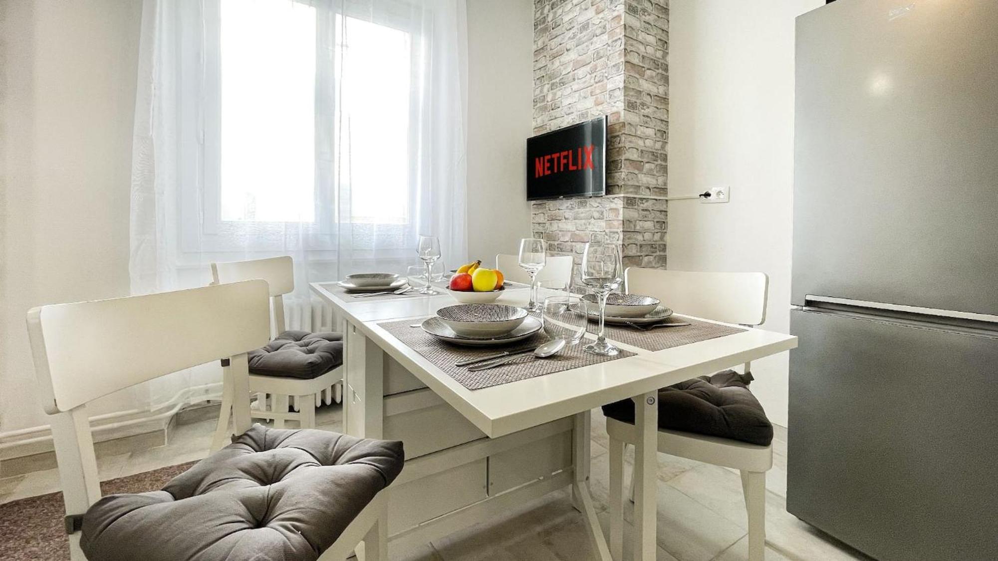 Homey Keola - Parking Prive Gratuit - Aux Portes De Geneve - Au Pied Du Tram - Appartement Avec 1 Chambre Et Un Grand Salon Avec Un Canape-Lit Ambilly Exterior photo